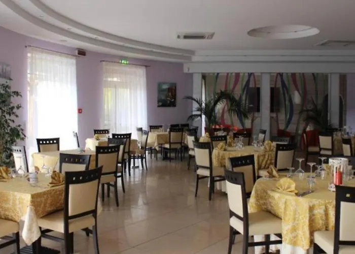 Apart-hotel Club Ginevra 4*